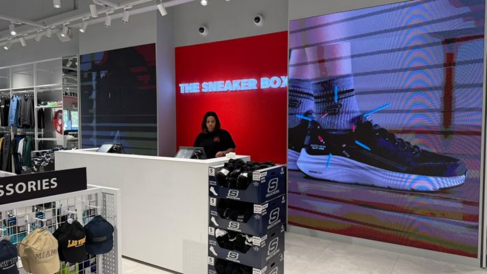 Sneaker Box